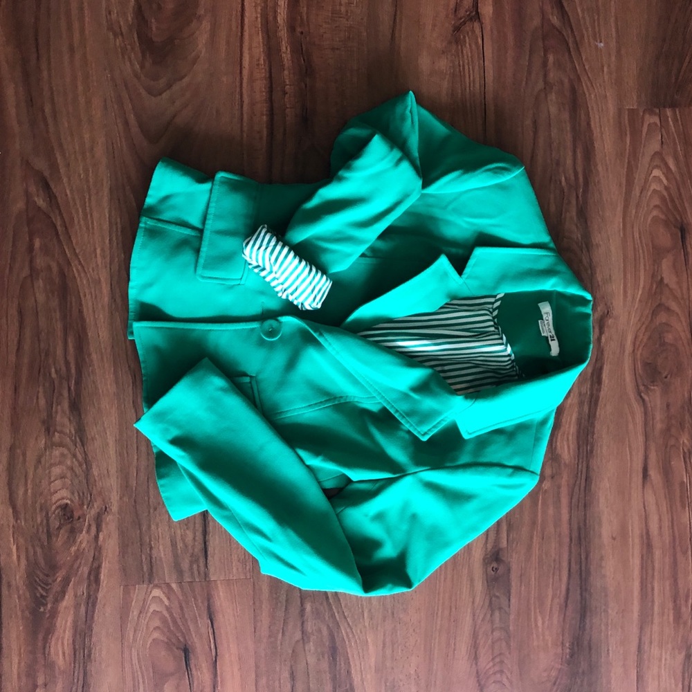 Cropped blazer